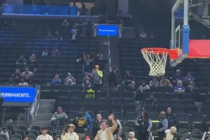 杨瀚森赛前热身备战vs勇士！弧顶三分连续飚中手感不错！